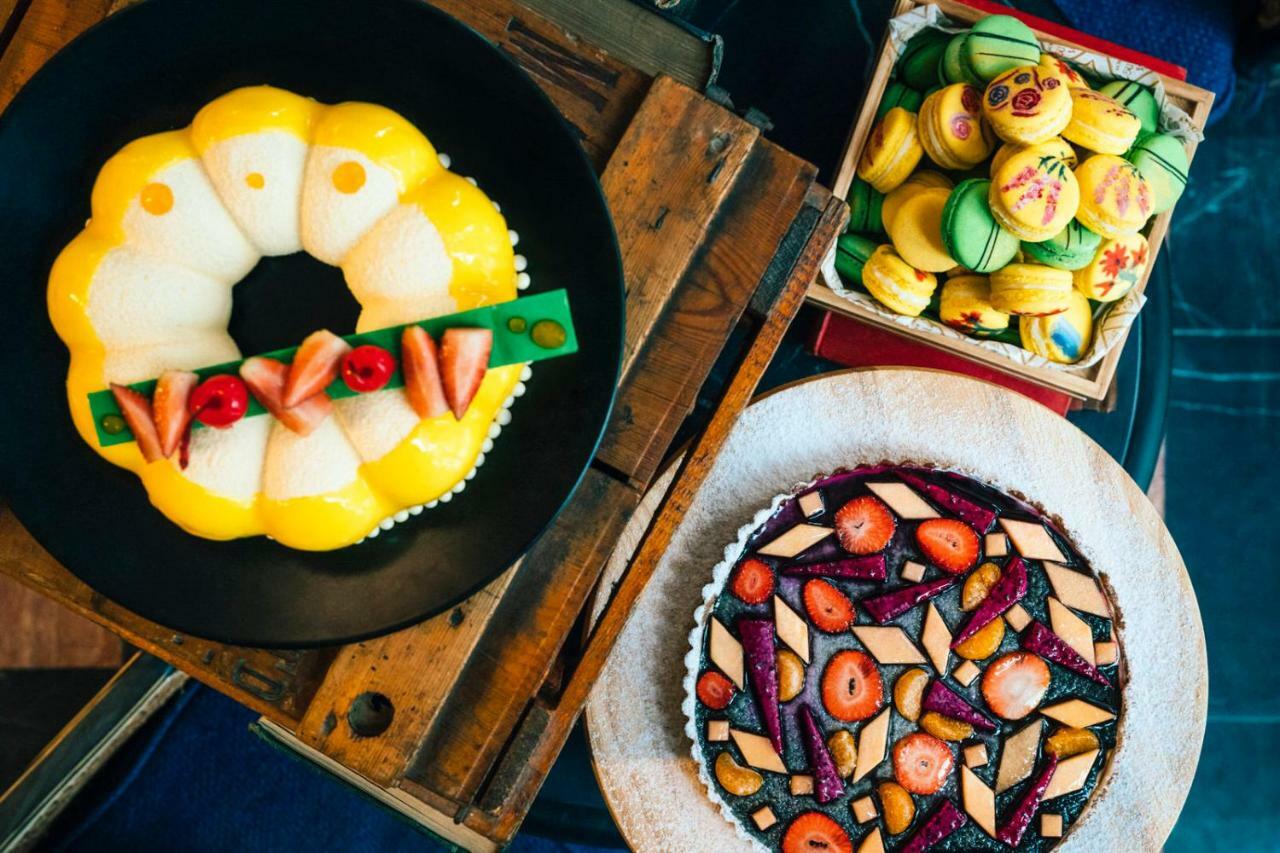 Hotel De La Coupole - Mgallery Sapa Εξωτερικό φωτογραφία A variety of traditional desserts